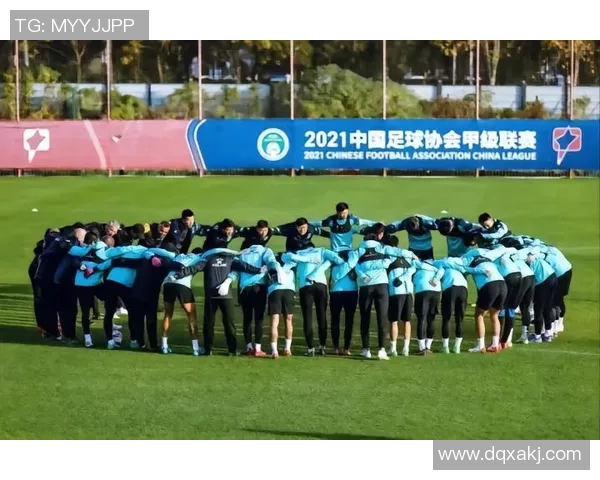 成都羽毛球队在锦标赛积分榜上以50分稳居首位展现强劲实力