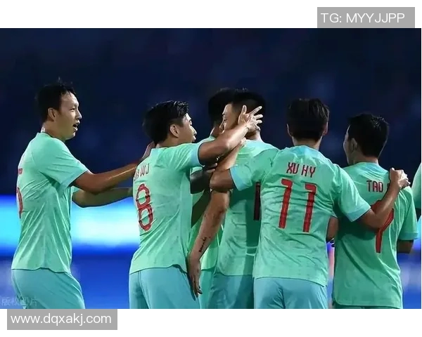 杭州足球队在城市联赛中的团队协作表现分析与点评