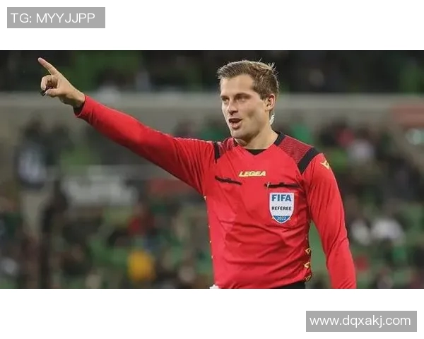 澳洲足球明星裁判的杰出代表及其职业生涯回顾 澳洲足球明星裁判的杰出代表及其职业生涯回顾