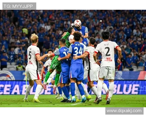 足球巨星联名盛宴多位传奇球员名字组合引发球迷热议与期待 足球巨星联名盛宴多位传奇球员名字组合引发球迷热议与期待